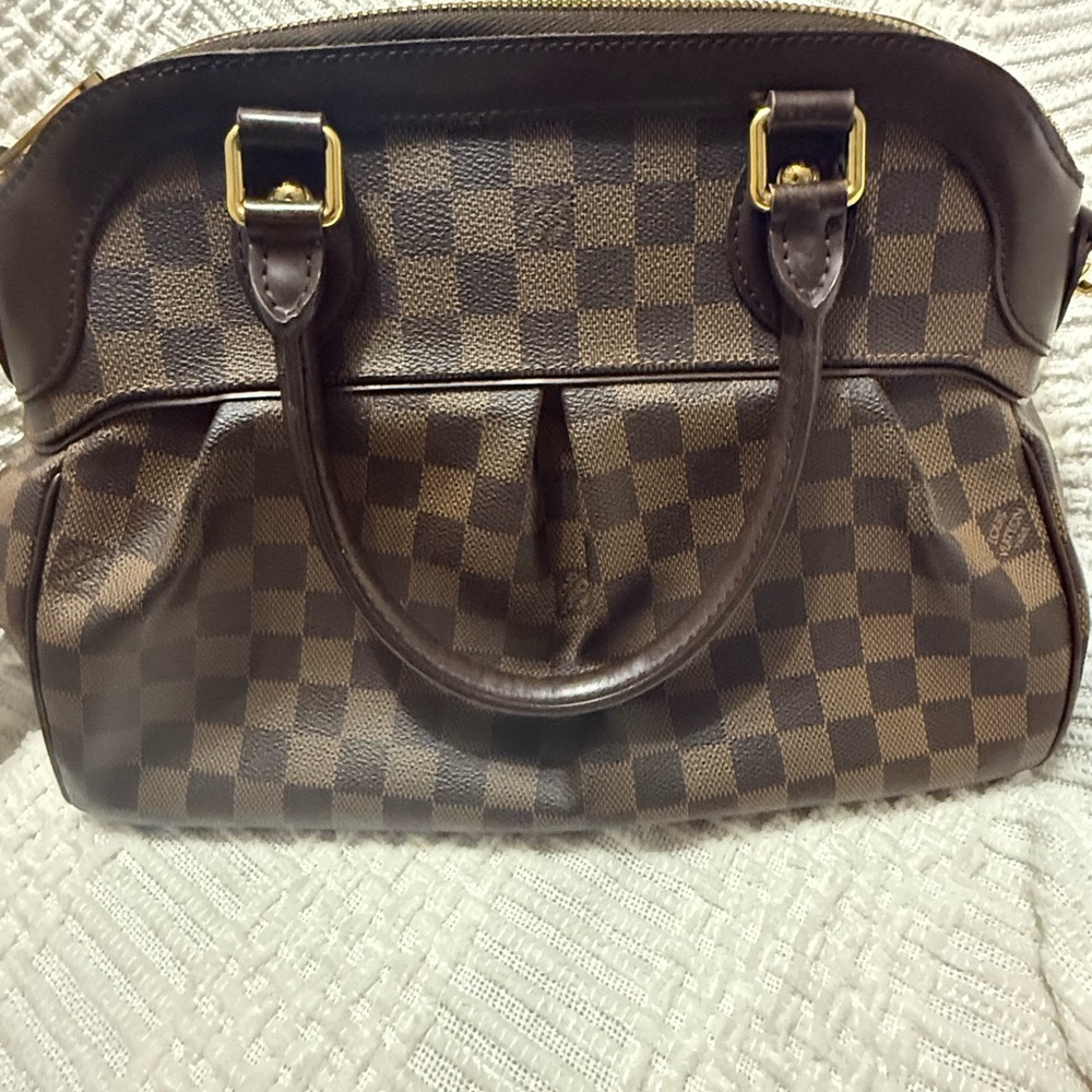 Authentic Louis Vuitton Trevi PM